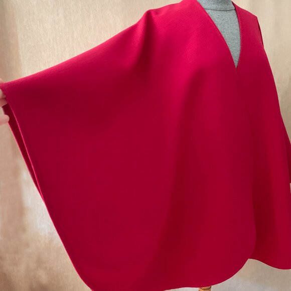 Red Italian Pure Wool Cape Coat - Picture 3 of 6